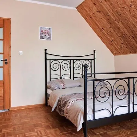 Horská chata Pensjonacik W Zaciszu Nad Jeziorem Z Sauna